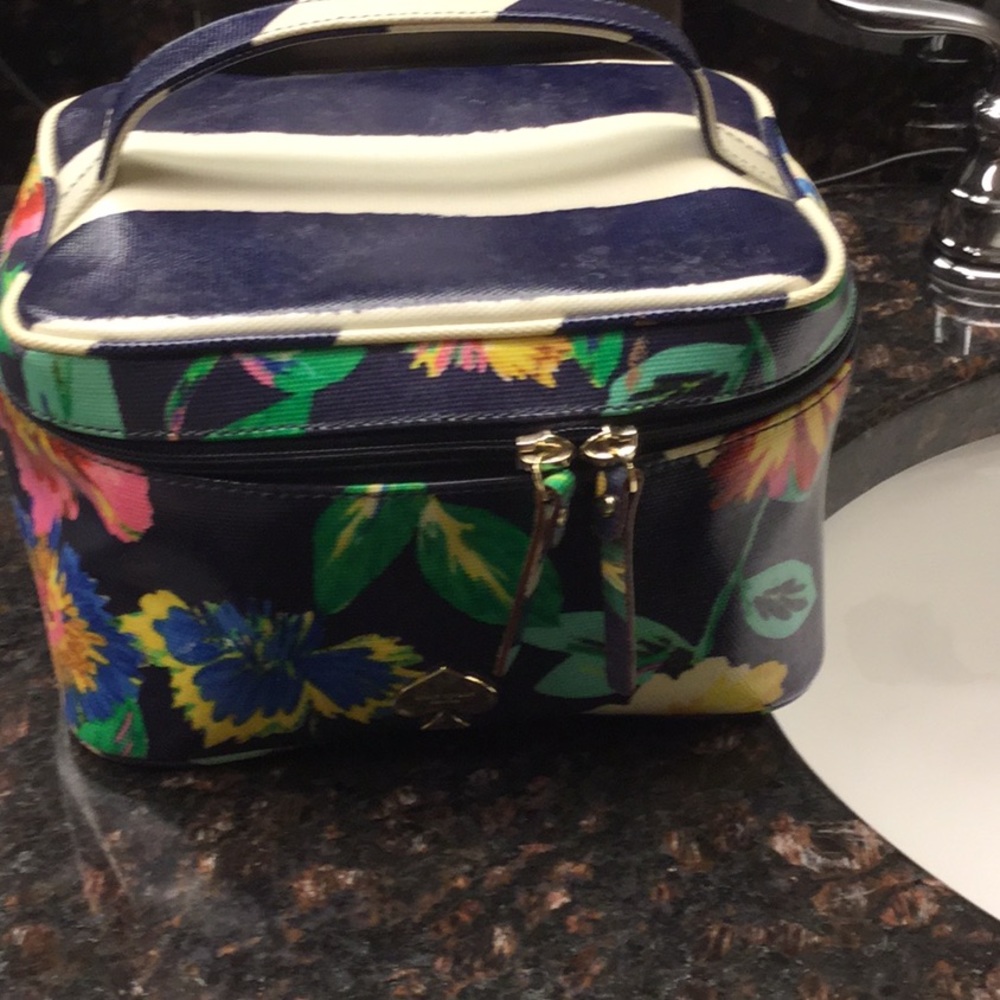 Kate spade cosmetic case